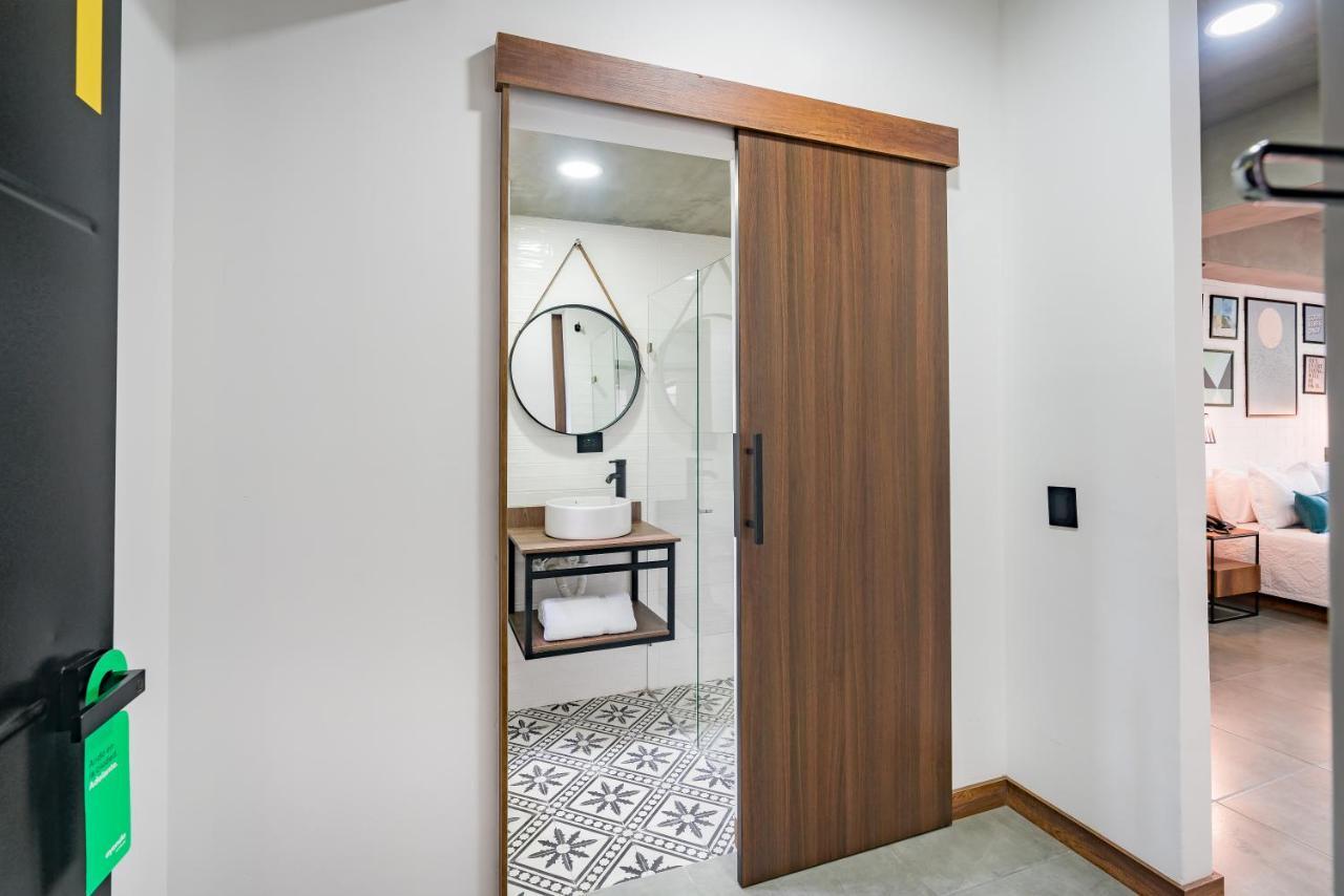 Loft 32 Medellin Livingアパートホテル エクステリア 写真